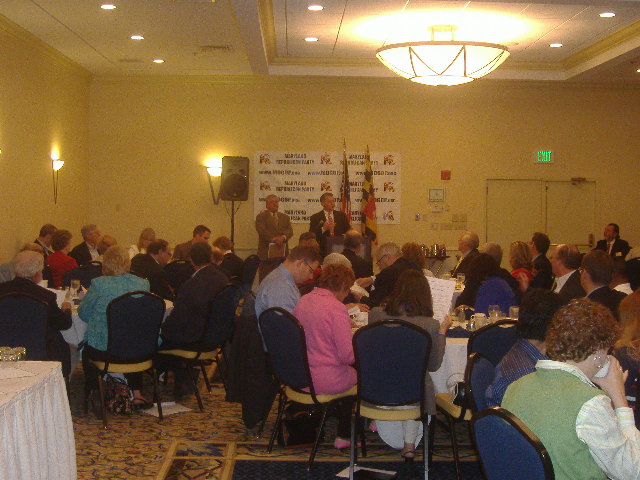 Maryland state Senator David Brinkley (speaking) and Delegate Tony O'Donnell (left) speak at the Maryland GOP Convention breakfast, May 19, 2007.